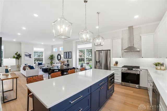 3847 Drake Avenue, Cincinnati, OH 45209