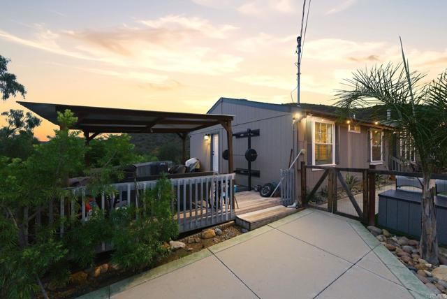 306 Almyra Road, El Cajon, CA 92019