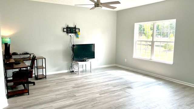 679 Albermarle Drive, Pittsboro, IN 46167