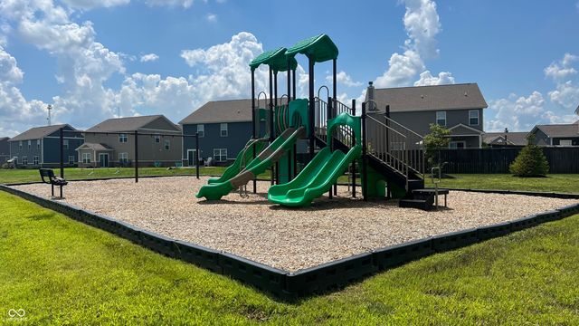 679 Albermarle Drive, Pittsboro, IN 46167