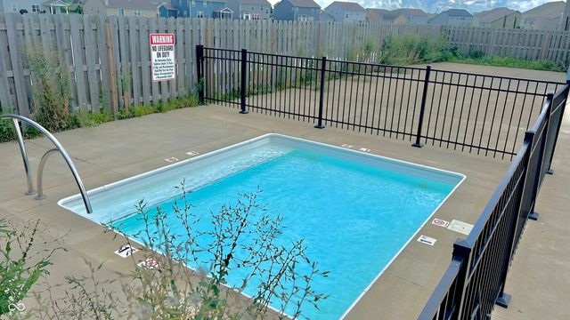 679 Albermarle Drive, Pittsboro, IN 46167