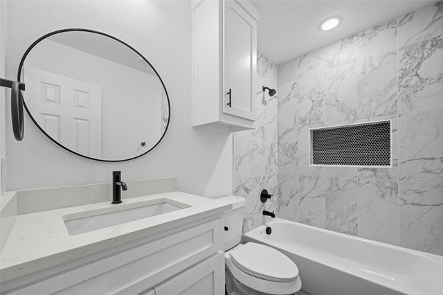 1315 Oneal Street B, Commerce, TX 75428