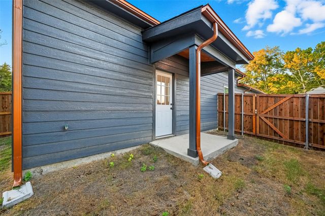 1315 Oneal Street B, Commerce, TX 75428