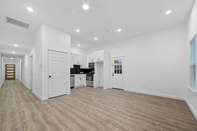 1315 Oneal Street B, Commerce, TX 75428