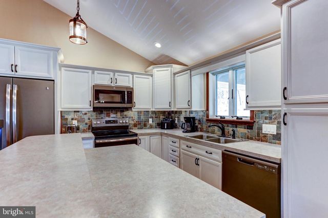 401 SARHELM RD, Harrisburg, PA 17112