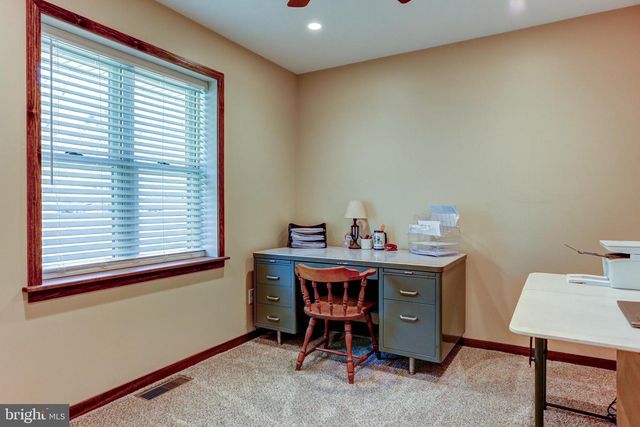 401 SARHELM RD, Harrisburg, PA 17112