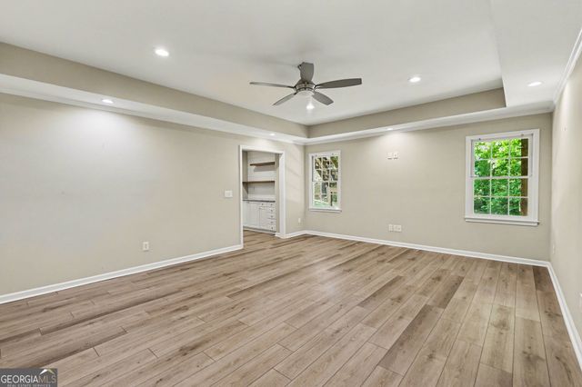 5702 Fallsbrook Lane NW, Acworth, GA 30101