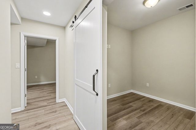 5702 Fallsbrook Lane NW, Acworth, GA 30101