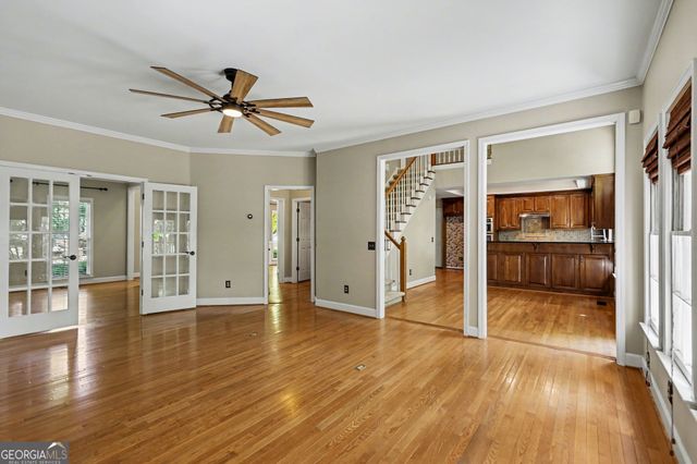 5702 Fallsbrook Lane NW, Acworth, GA 30101