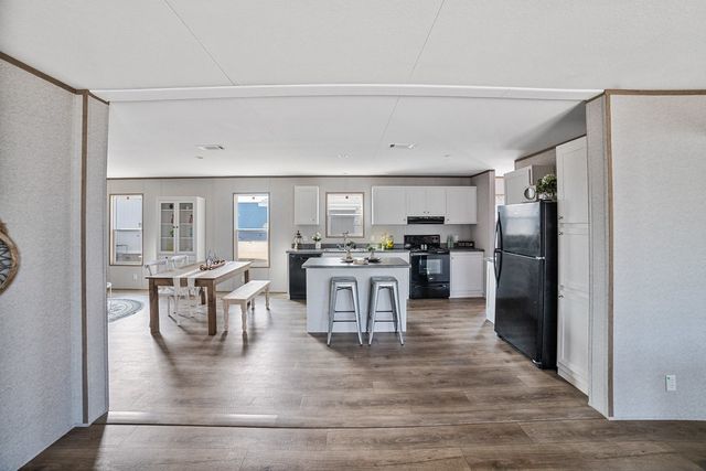 164 Ranya Loop, Decatur, TX 76234