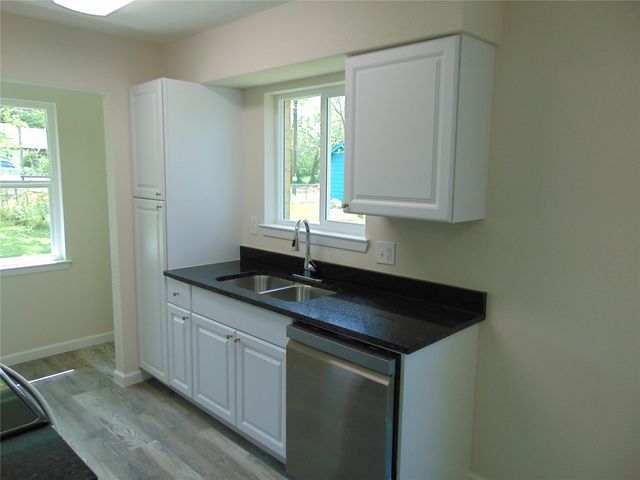 9912 Bluffcreek Drive, Dallas, TX 75227