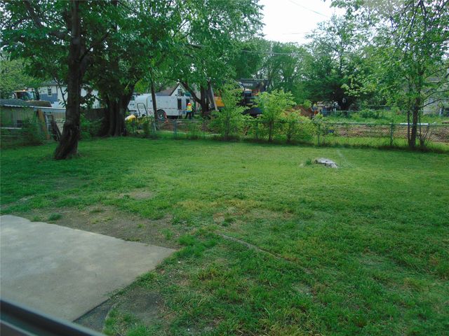 9912 Bluffcreek Drive, Dallas, TX 75227