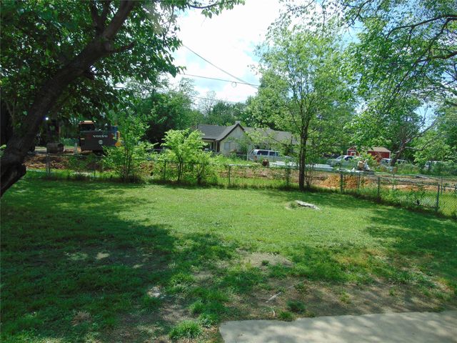 9912 Bluffcreek Drive, Dallas, TX 75227