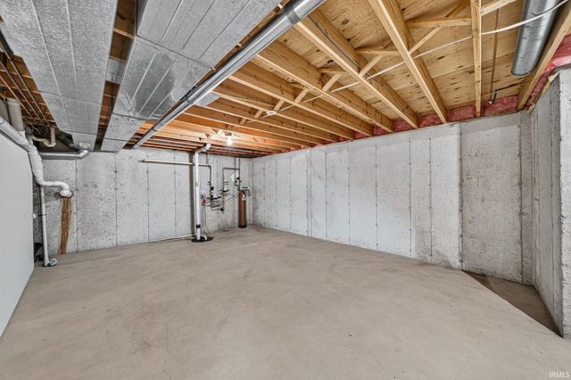 1405 Winsted Drive, Goshen, IN 46526