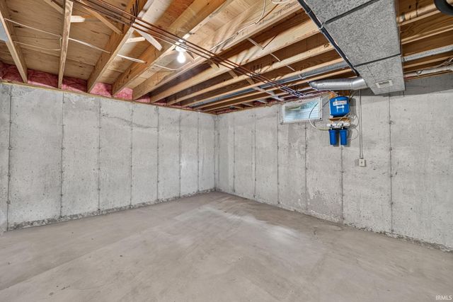1405 Winsted Drive, Goshen, IN 46526