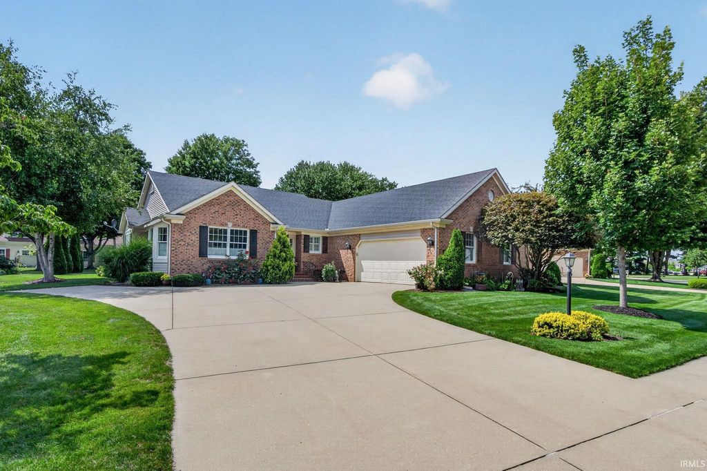 1405 Winsted Drive, Goshen, IN 46526