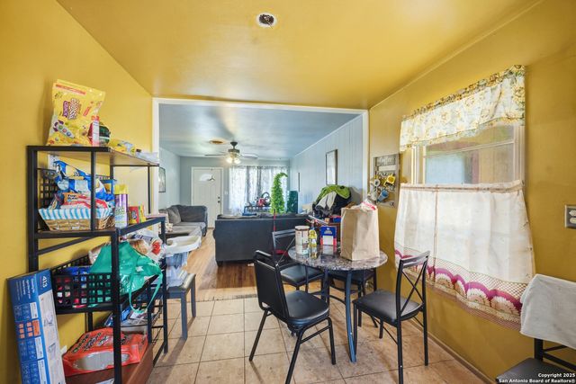 235 Meadow, New Braunfels, TX 78130