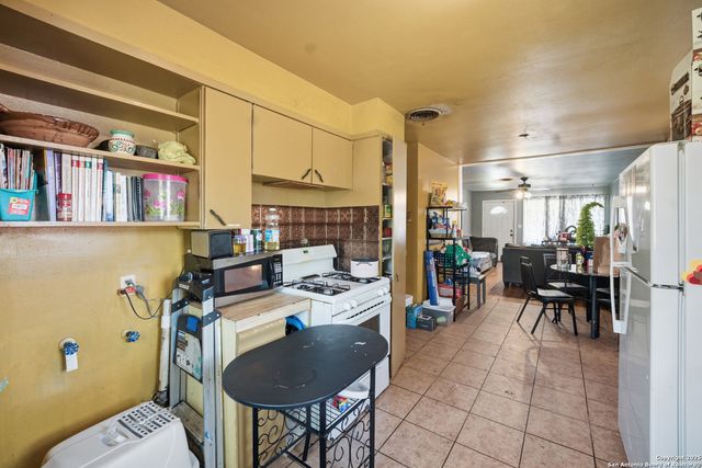 235 Meadow, New Braunfels, TX 78130