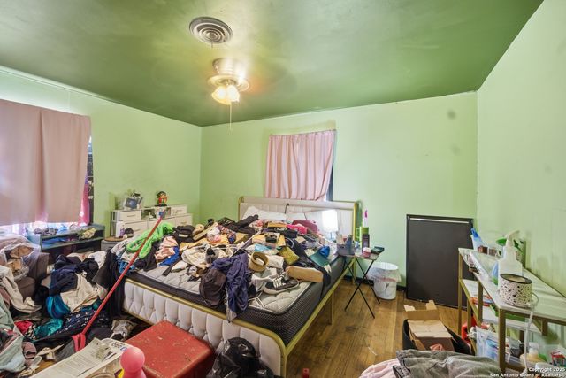 235 Meadow, New Braunfels, TX 78130