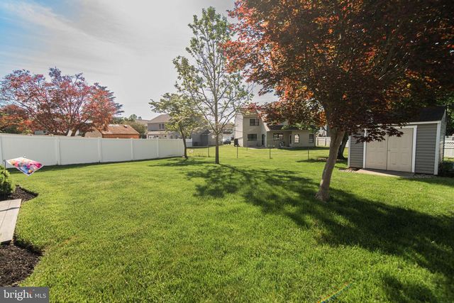 36 PEBBLE DR, Horsham, PA 19044