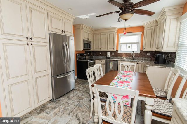 36 PEBBLE DR, Horsham, PA 19044