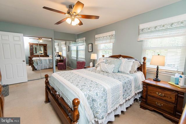 36 PEBBLE DR, Horsham, PA 19044
