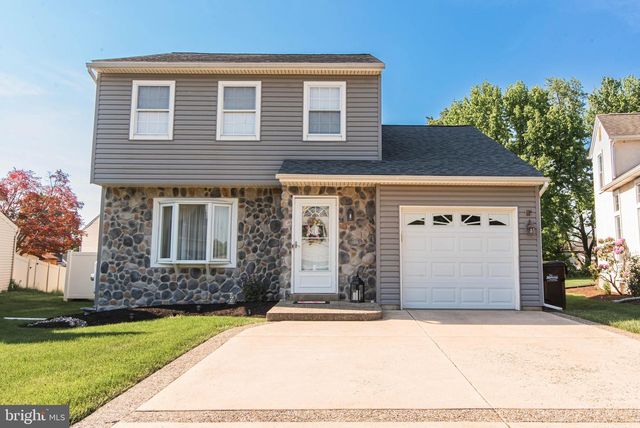 36 PEBBLE DR, Horsham, PA 19044
