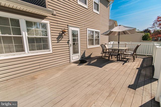 36 PEBBLE DR, Horsham, PA 19044