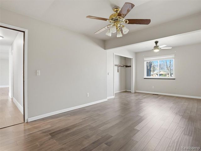 8568 Janis Street, Shelby Twp, MI 48317