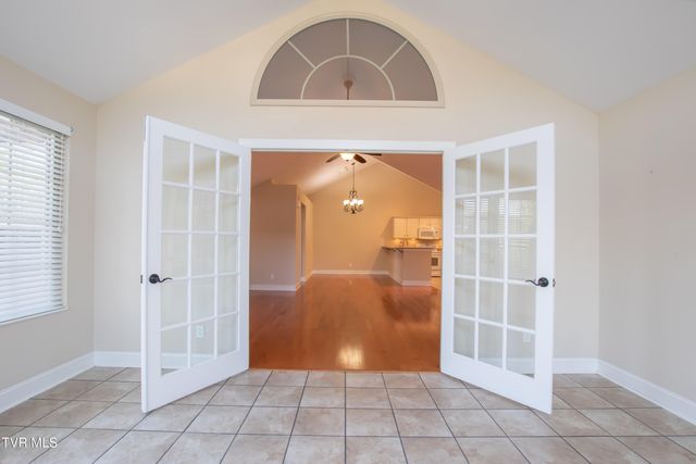 1653 Hatterdale Farm Road A, Blountville, TN 37617