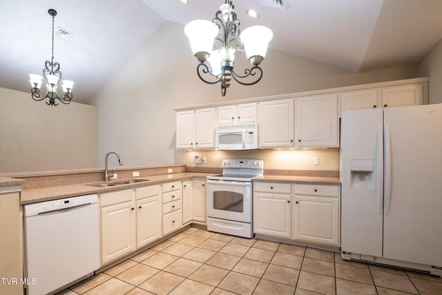 1653 Hatterdale Farm Road A, Blountville, TN 37617
