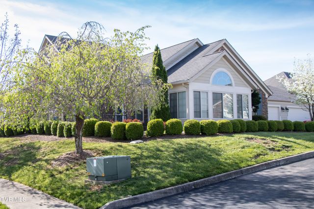 1653 Hatterdale Farm Road A, Blountville, TN 37617