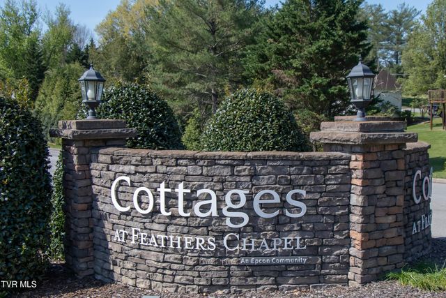 1653 Hatterdale Farm Road A, Blountville, TN 37617