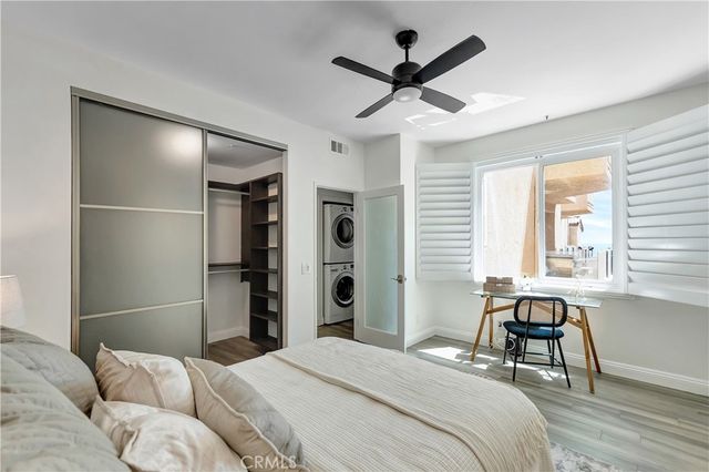 2000 Pacific Coast Highway 203, Huntington Beach, CA 92648