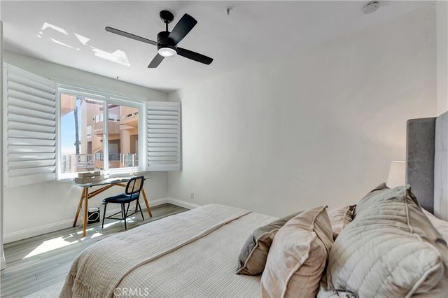 2000 Pacific Coast Highway 203, Huntington Beach, CA 92648