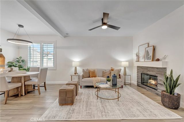 2000 Pacific Coast Highway 203, Huntington Beach, CA 92648