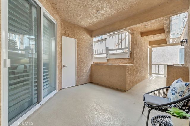 2000 Pacific Coast Highway 203, Huntington Beach, CA 92648
