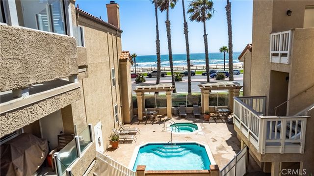 2000 Pacific Coast Highway 203, Huntington Beach, CA 92648