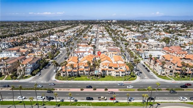 2000 Pacific Coast Highway 203, Huntington Beach, CA 92648