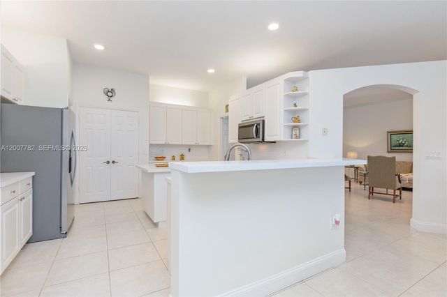 15966 SW 3rd Street, Pembroke Pines, FL 33027