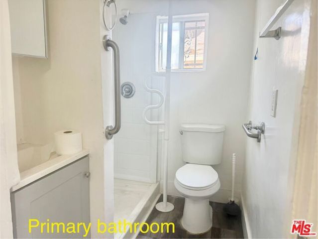 204 W 52nd Place, Los Angeles, CA 90037