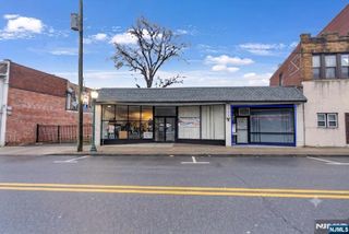236-238 Stuyvesant 3, Lyndhurst, NJ 07071