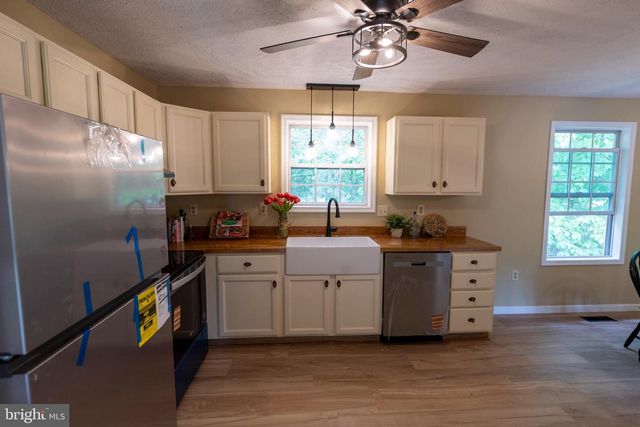 26097 HILLS DR, Mechanicsville, MD 20659