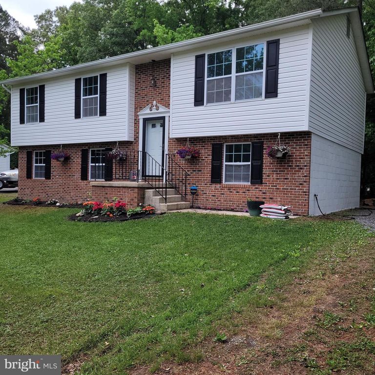 26097 HILLS DR, Mechanicsville, MD 20659