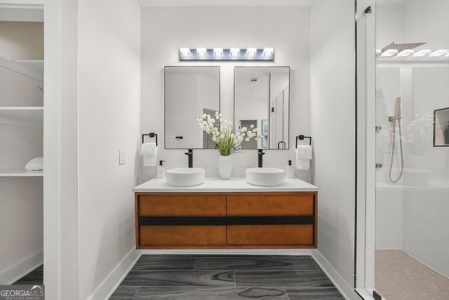 2847 Forrest Hills Drive SW, Atlanta, GA 30315