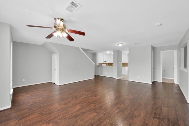 167 Binnacle Court B, Willis, TX 77318