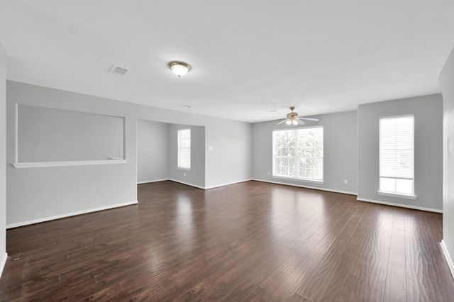167 Binnacle Court B, Willis, TX 77318