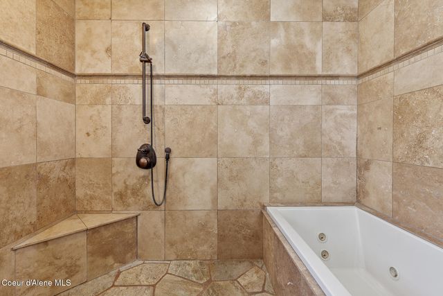 3075 E York CT, Hayden, ID 83835