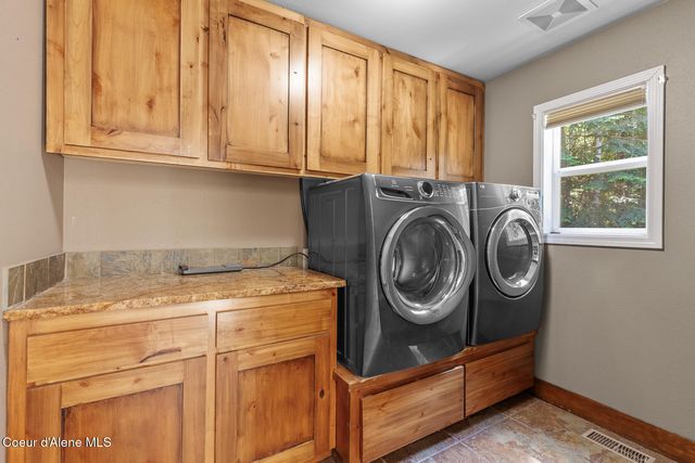 3075 E York CT, Hayden, ID 83835
