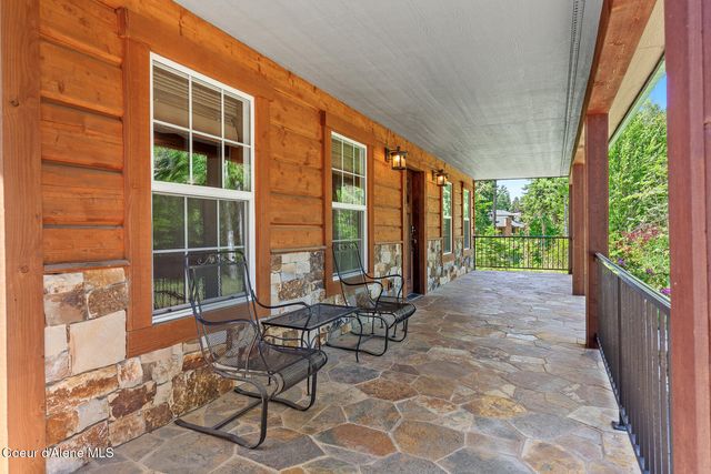 3075 E York CT, Hayden, ID 83835